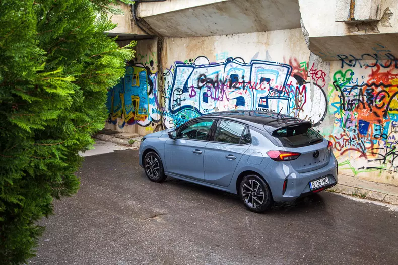 Opel Corsa facelift 033