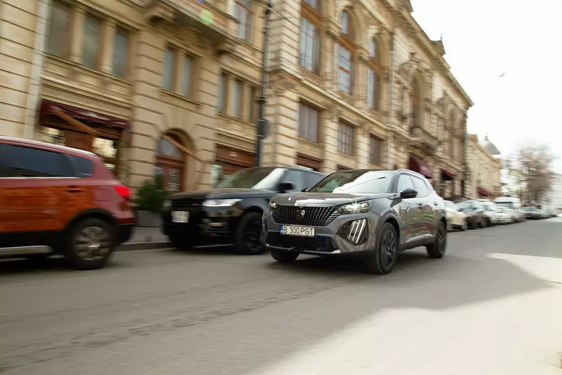 Peugeot 2008 facelift 005