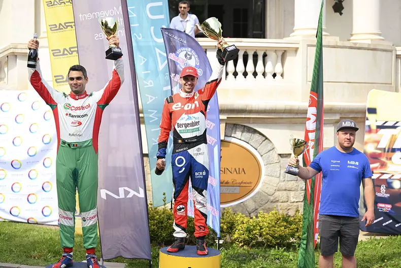 P90562474_highRes_racing-mimi-at-trofe