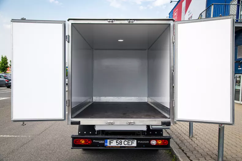 Piaggio Porter NP6 low res 009