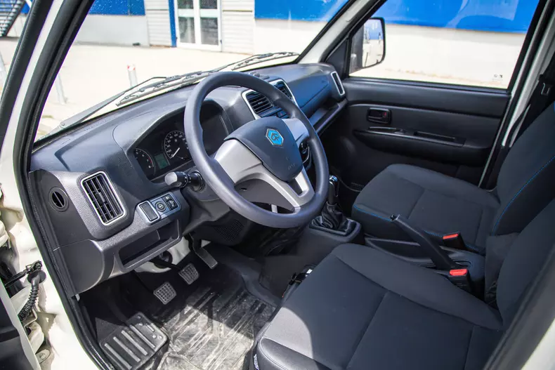 Piaggio Porter NP6 low res 017