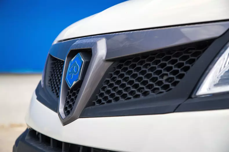 Piaggio Porter NP6 low res 024