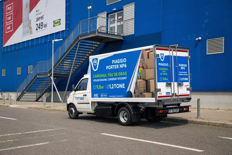 Piaggio Porter NP6 low res 025