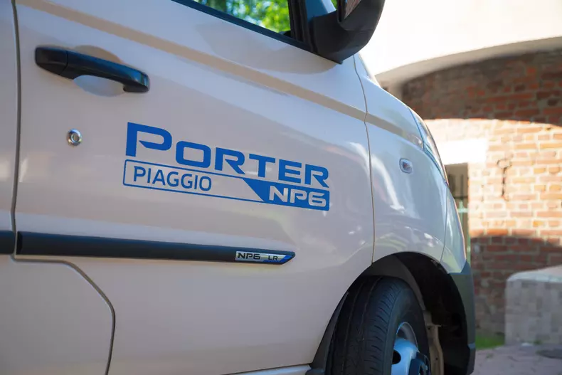 Piaggio Porter NP6 low res 035