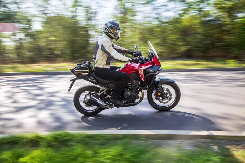 Honda NX low res 026