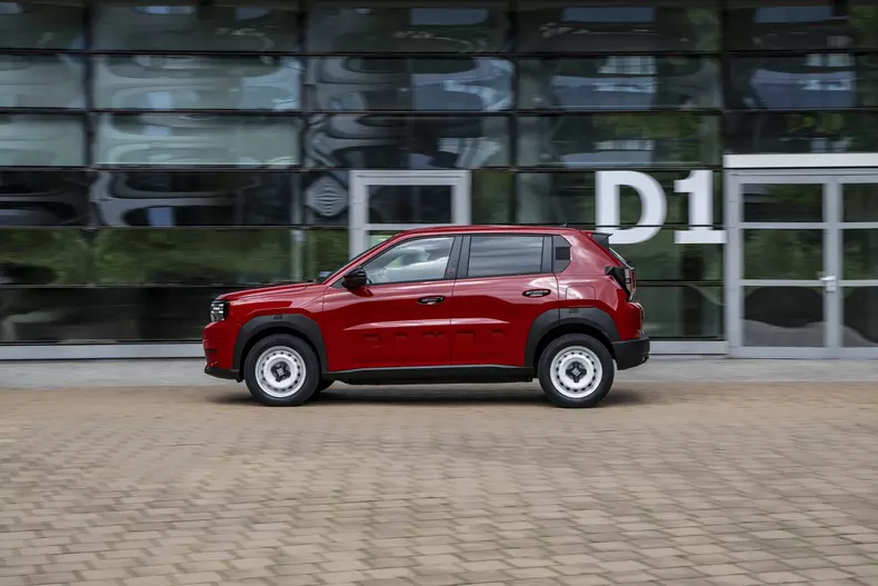 Fiat Grande Panda RED (82)