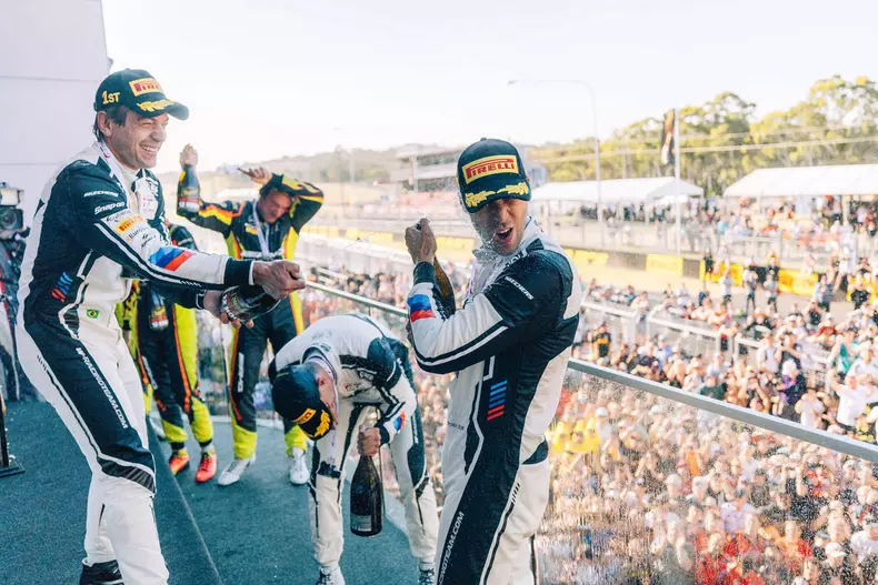 P90586297_highRes_bathurst-aus-30th-ja