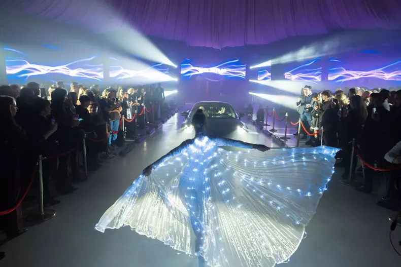 Plus auto low res 007