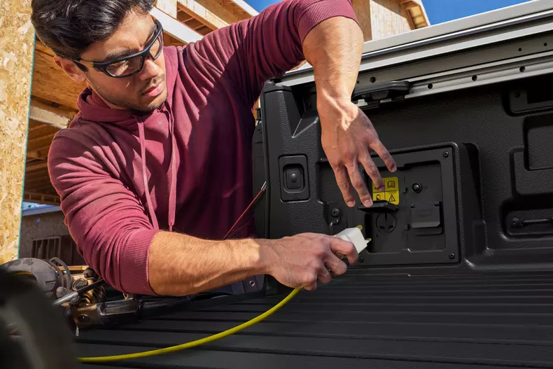 RANGER_PHEV_PRO_POWER_ONBOARD_2