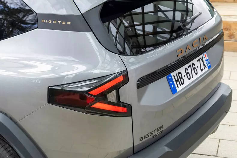 Dacia Bigster test Marsilia low res 009