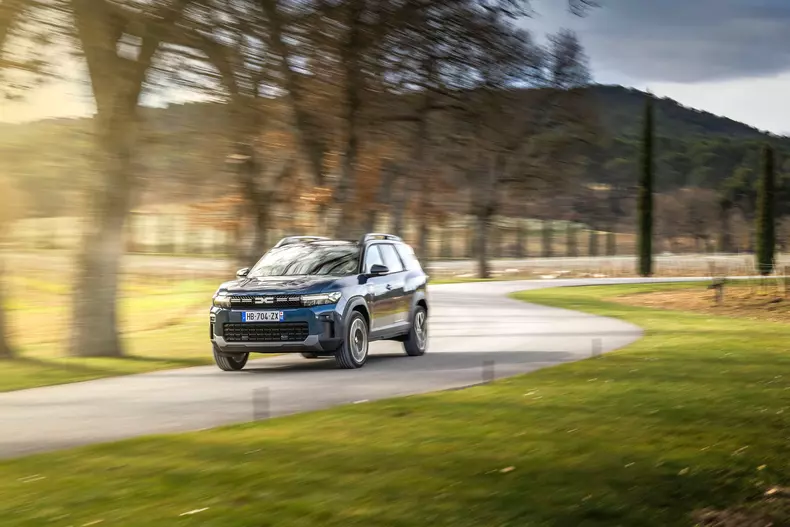 Dacia Bigster test Marsilia low res 028