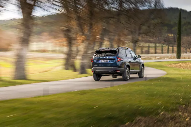 Dacia Bigster test Marsilia low res 029