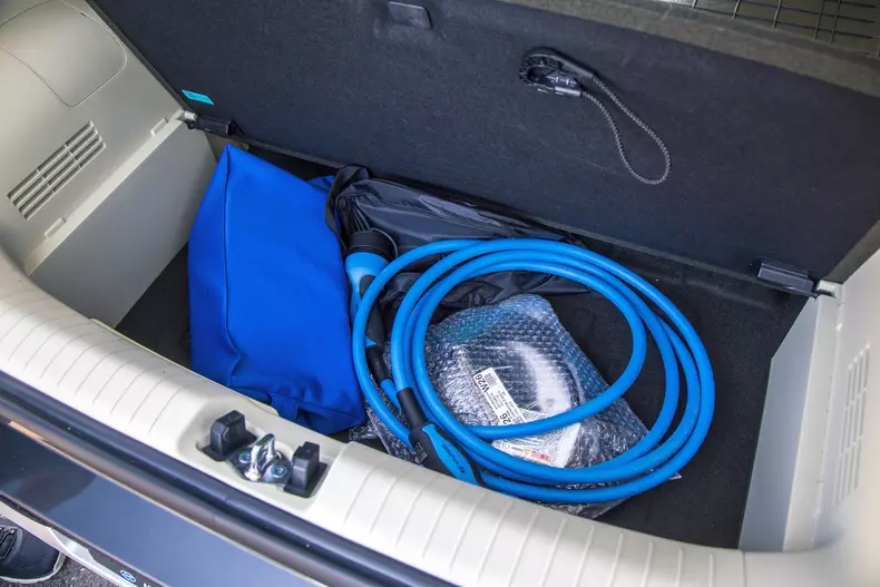 Hyundai Inster low res 014