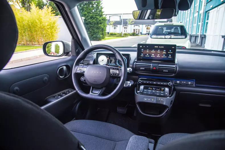 Hyundai Inster low res 045