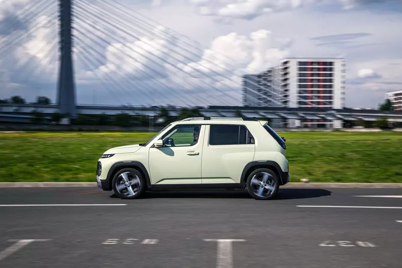 Hyundai Inster low res 057