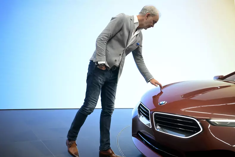 web_P90599326_highRes