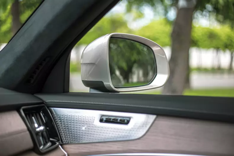 Volvo XC90 low res 014