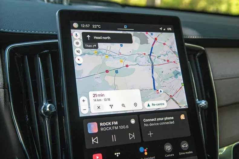 Volvo XC90 low res 053