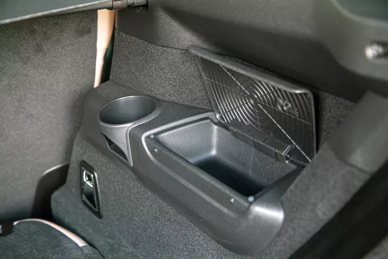 Volvo XC90 low res 063