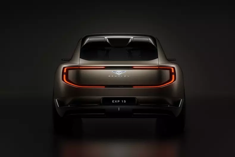 7 – EXP 15 Exterior