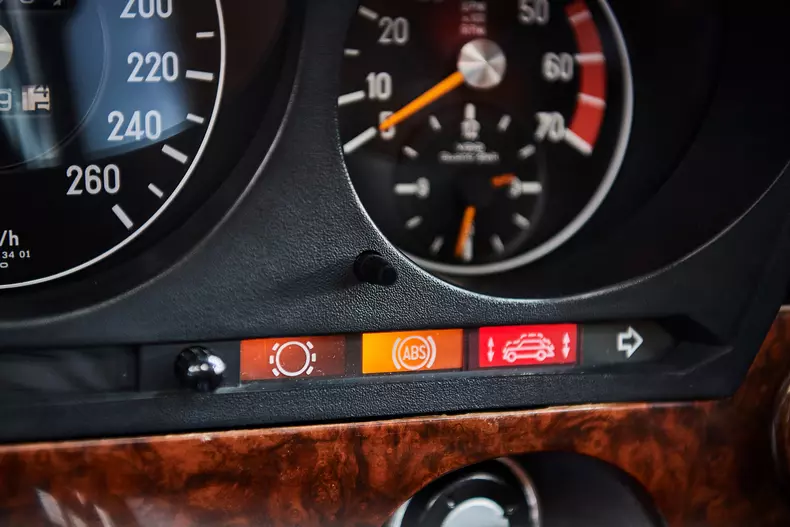 Mercedes-Benz 450 SEL 6.9: „Das beste Automobil“ seiner Zeit feiert 50. Geburtstag

Mercedes-Benz 450 SEL 6.9: “The best car” of its time turns 50