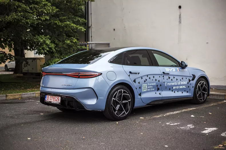 BYD Seal 019