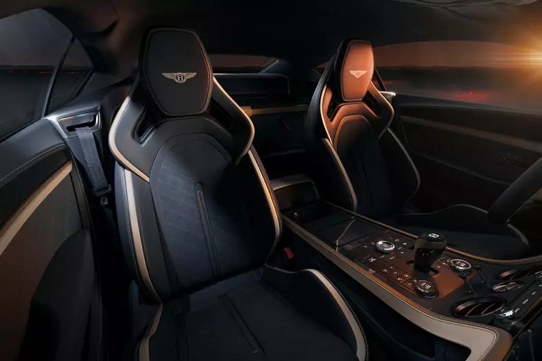 11 – New Supersports, seats