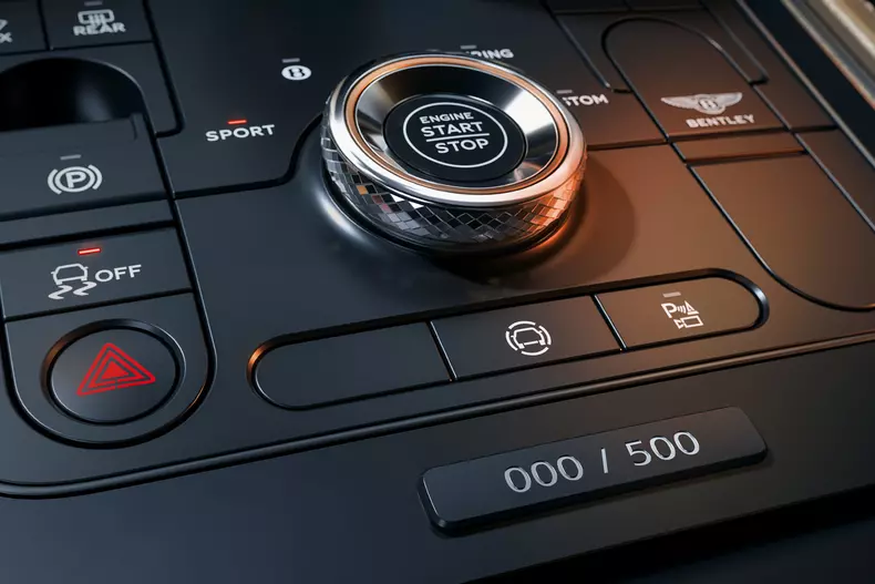 17 – New Supersports, numbering