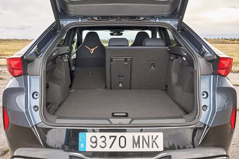 VT Cupra Tavascan Kia EV6 Xpeng G9