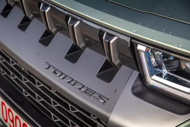 KGM Torres Hybrid low res 004