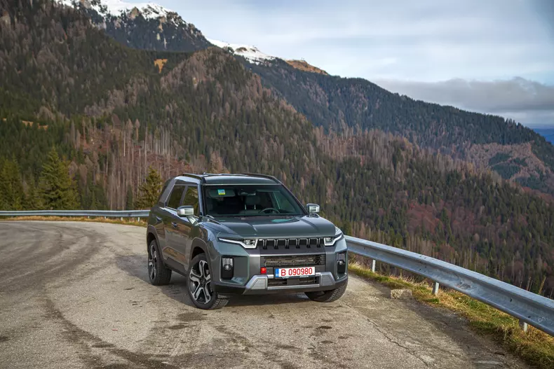 KGM Torres Hybrid low res 006