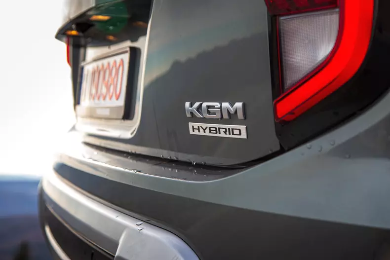 KGM Torres Hybrid low res 012