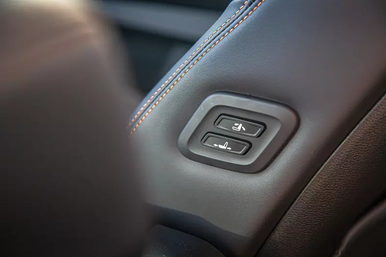 KGM Torres Hybrid low res 032