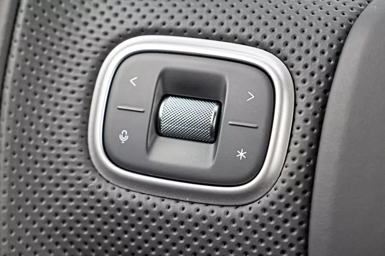 VT Cupra Tavascan Kia EV6 Xpeng G9