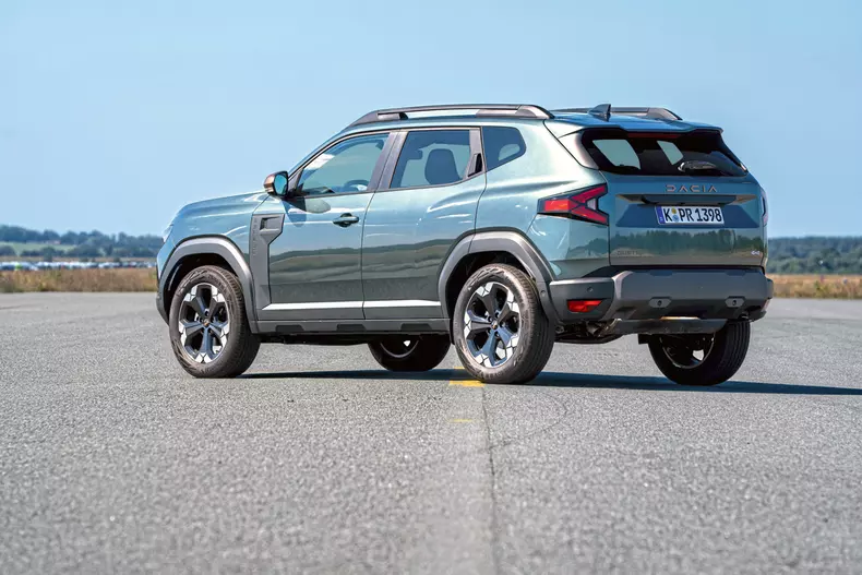 VT Dacia Duster TCe 130 4×4 vs Subaru Crosstrek 2.0 ie AWD vs Suzuki S-Cross 1.4 Boosterjet Allgrip