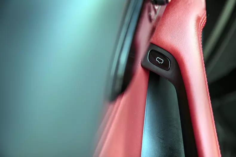 Omoda 9 SHS low res 012