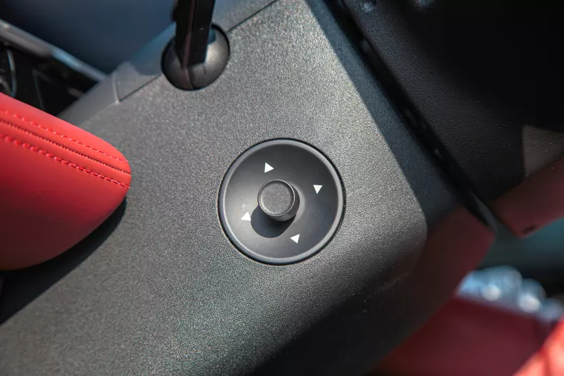 Omoda 9 SHS low res 015