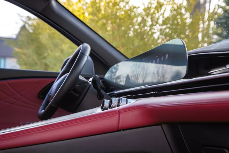 Omoda 9 SHS low res 040