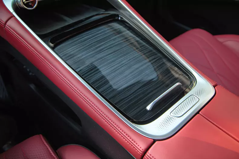 Omoda 9 SHS low res 048