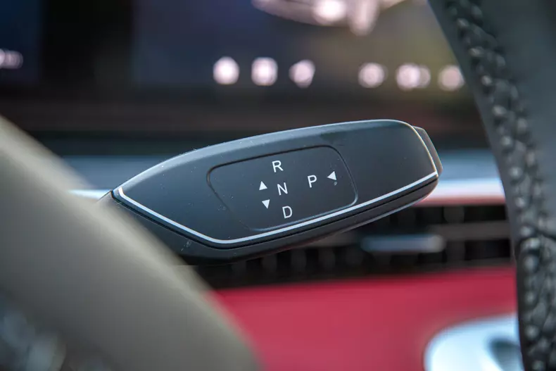 Omoda 9 SHS low res 053