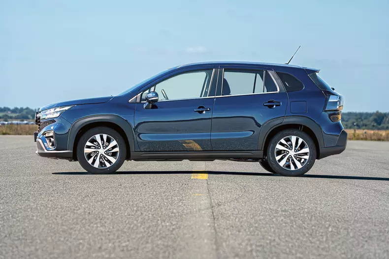 VT Dacia Duster TCe 130 4×4 vs Subaru Crosstrek 2.0 ie AWD vs Suzuki S-Cross 1.4 Boosterjet Allgrip