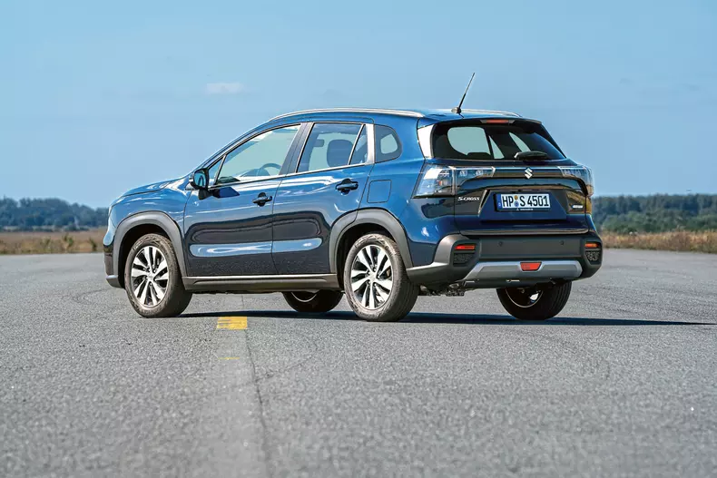 VT Dacia Duster TCe 130 4×4 vs Subaru Crosstrek 2.0 ie AWD vs Suzuki S-Cross 1.4 Boosterjet Allgrip