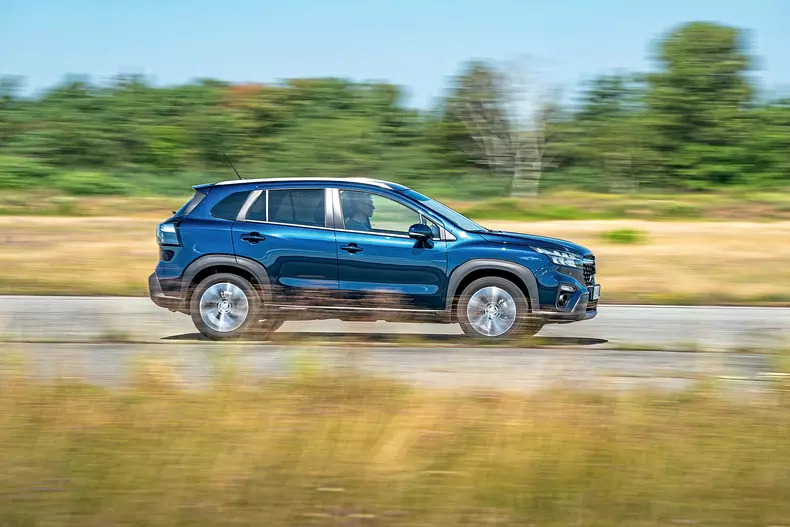 VT Dacia Duster TCe 130 4×4 vs Subaru Crosstrek 2.0 ie AWD vs Suzuki S-Cross 1.4 Boosterjet Allgrip