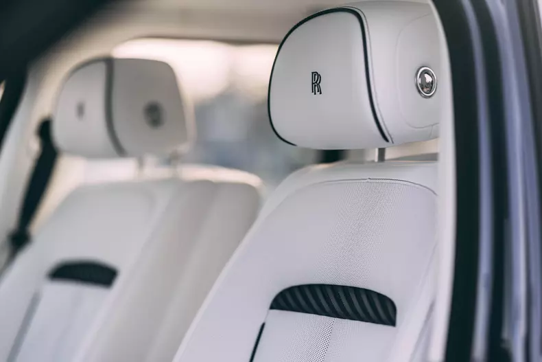 P90633329_highRes_presenting-rolls-roy