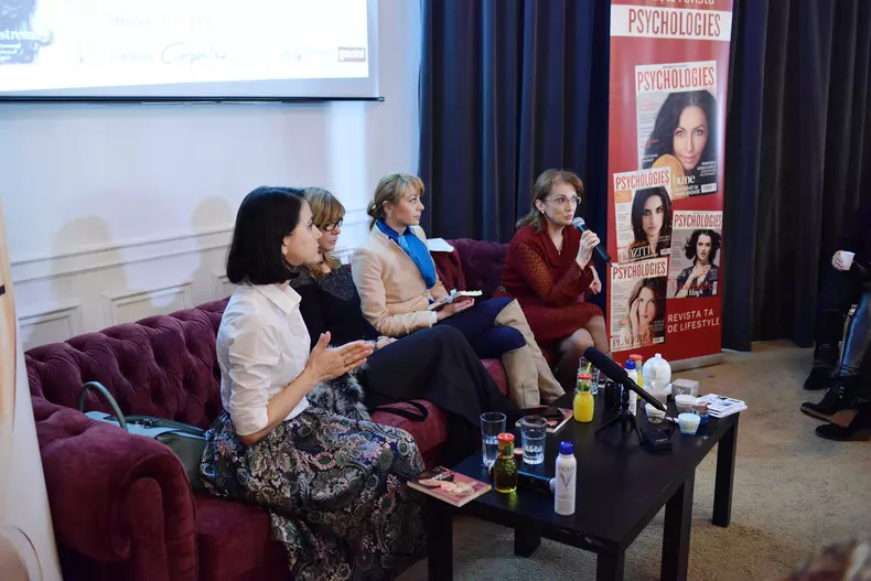 Iuliana Alexa, redactor sef Psychologies, Dr. Roxana Dumitrescu, Psiholog Lorena Luchian, redactor sef Avantaje Daniela Palade Teodorescu