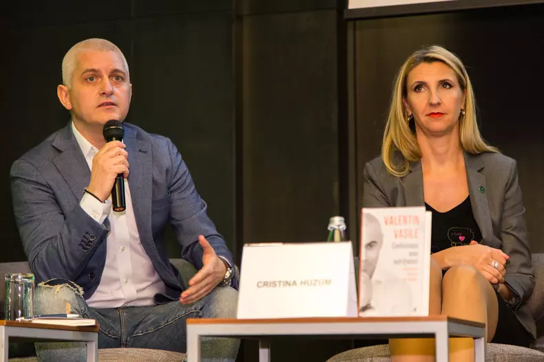 Virgil Iantu - Cristina Huzum - photo credit - Mihnea Ciulei