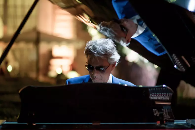 Andrea Bocelli internat de urgență la spital (2)