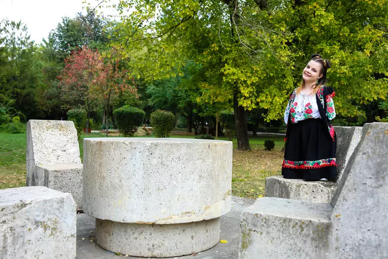 Lorelai Moșneguțu a împlinit 16 ani (5)