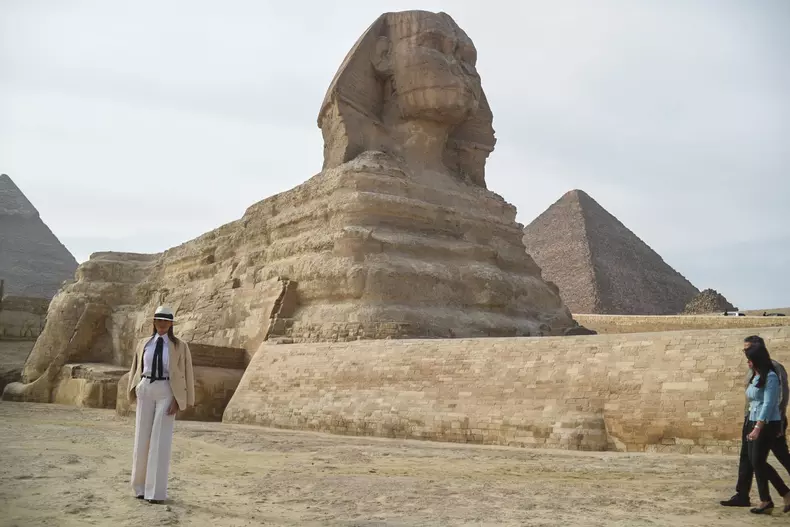 Melania Trump, apariție de senzație în Egipt