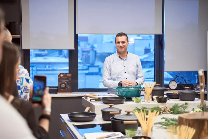 Chef Sorin Bontea semnează Taste of Home (3)